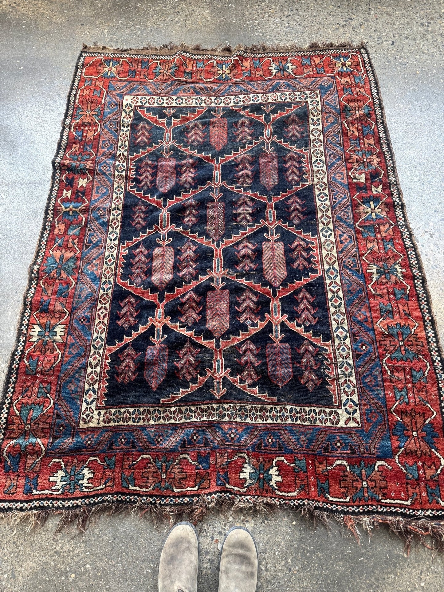 Antique Persian Bakhtiari Rug | 5' x 7’ 4"