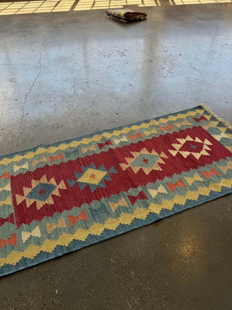 Persian Shiraz Kilim Runner Rug | 2' 10" x 6' 3"