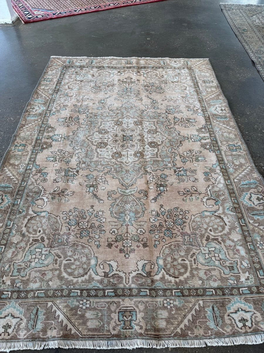 Vintage Tabriz Rug | 6' 1" x 8' 11"