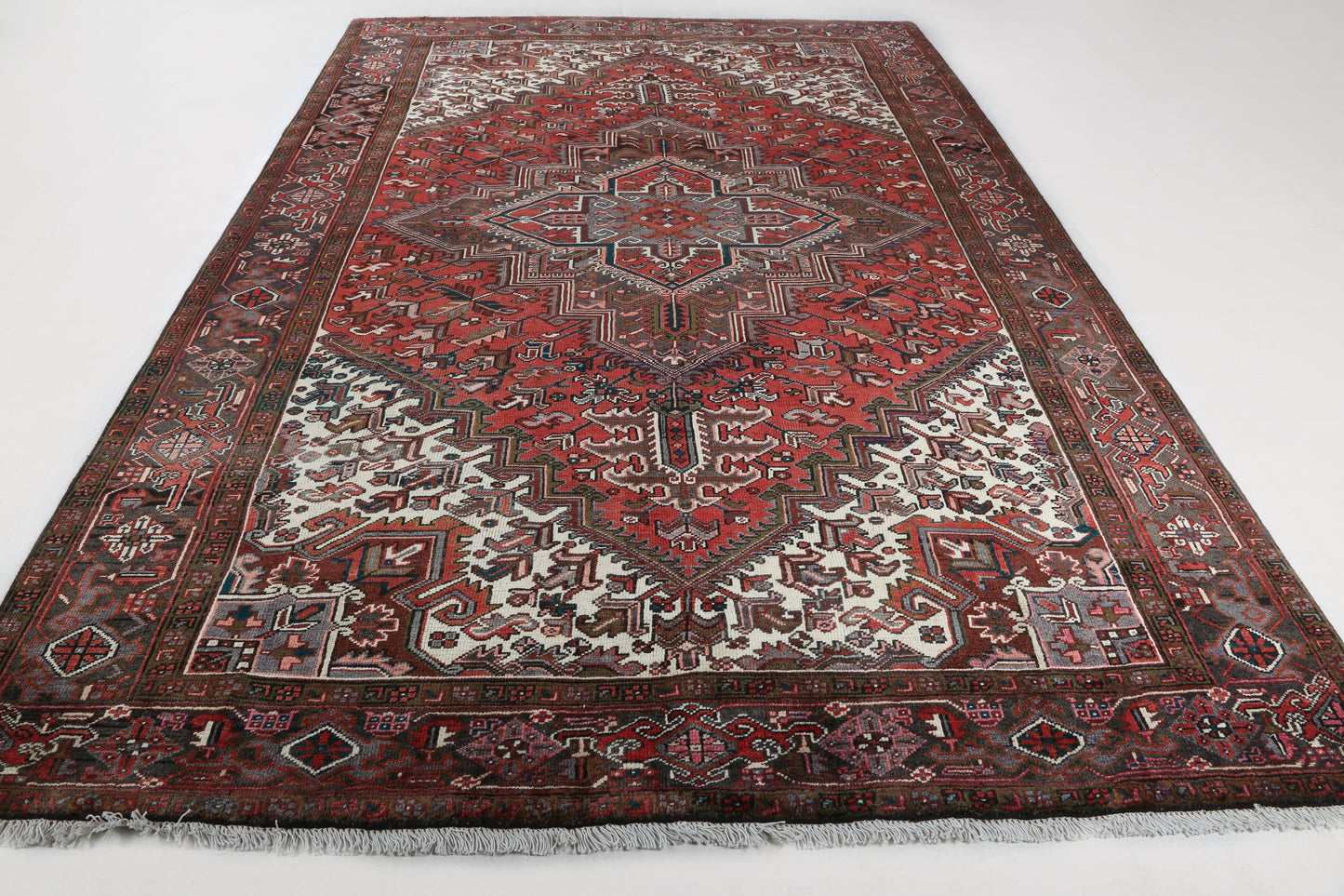 Vintage Persian Heriz Rug | 7' 5" x 10' 10"