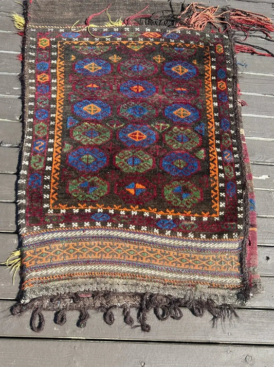 Antique Baluch Saddlebag  | 2' 7" x 3' 11"