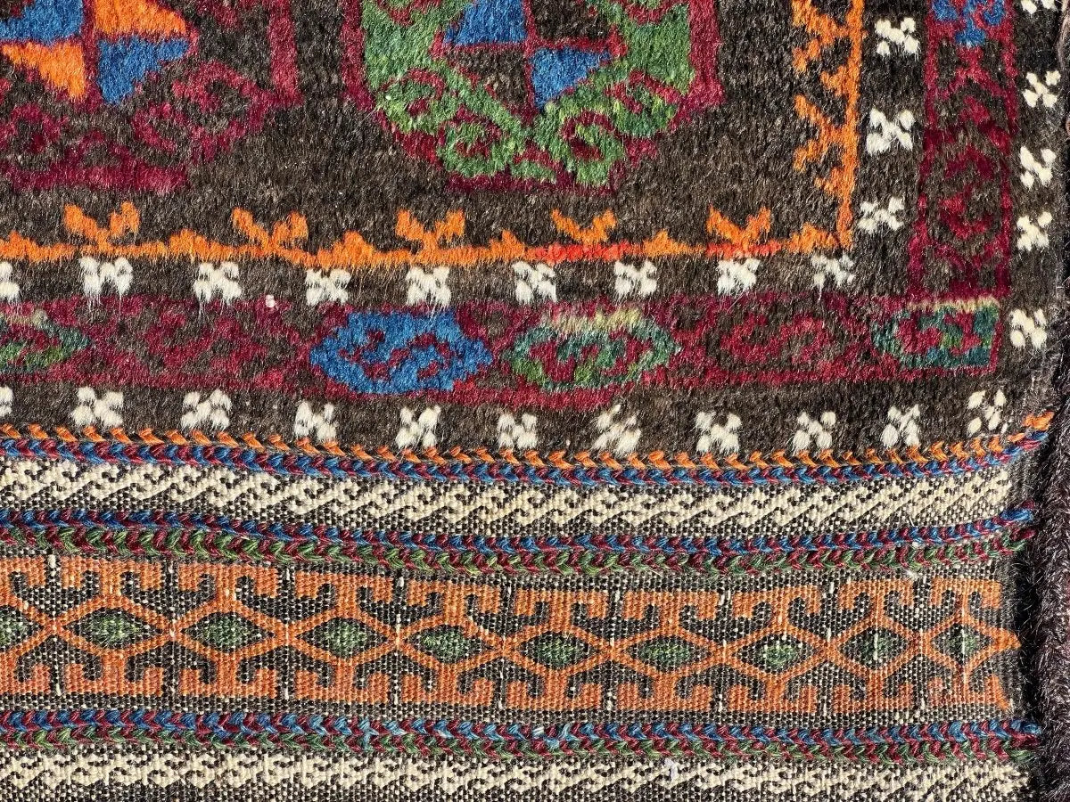 Antique Baluch Saddlebag  | 2' 7" x 3' 11"