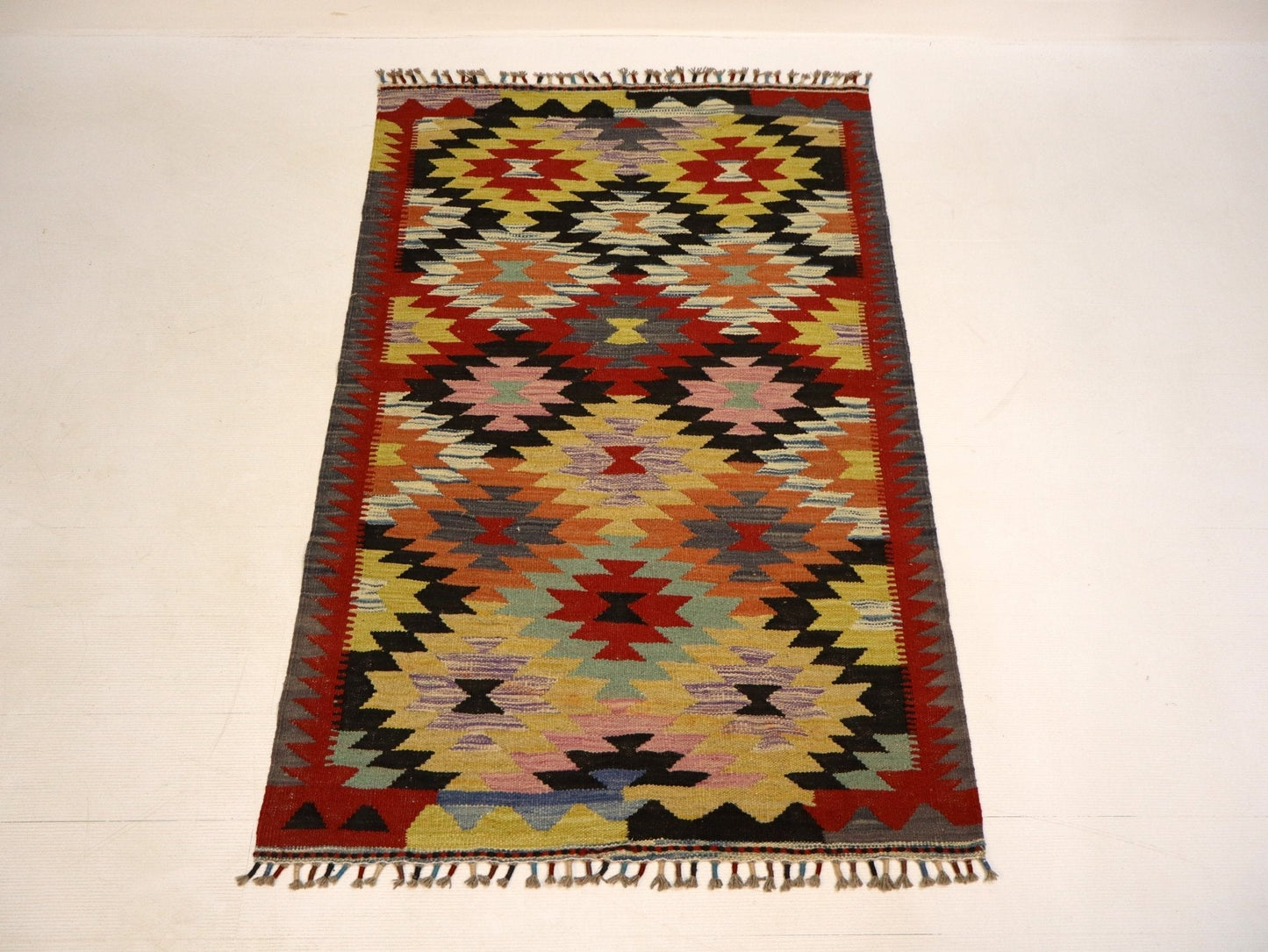 Afghan Maimana Kilim Rug | 3' 3" x 5' 1"