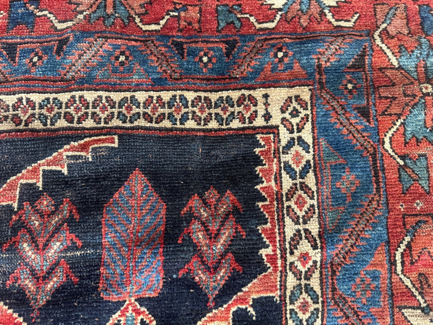 Antique Persian Bakhtiari Rug | 5' x 7’ 4"