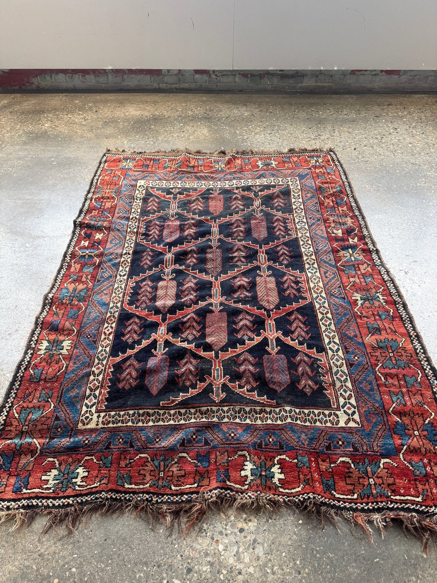 Antique Persian Bakhtiari Rug | 5' x 7’ 4"