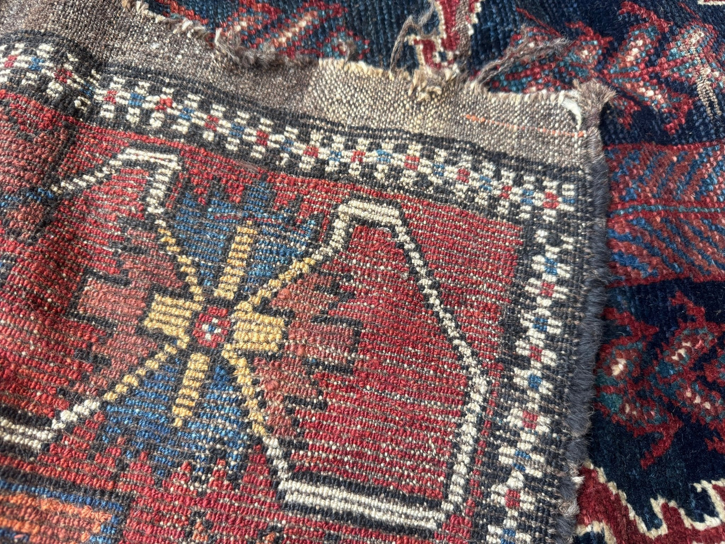 Antique Persian Bakhtiari Rug | 5' x 7’ 4"