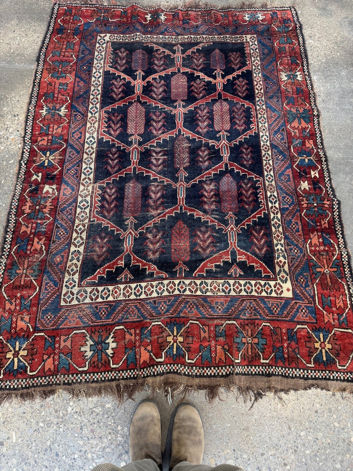 Antique Persian Bakhtiari Rug | 5' x 7’ 4"
