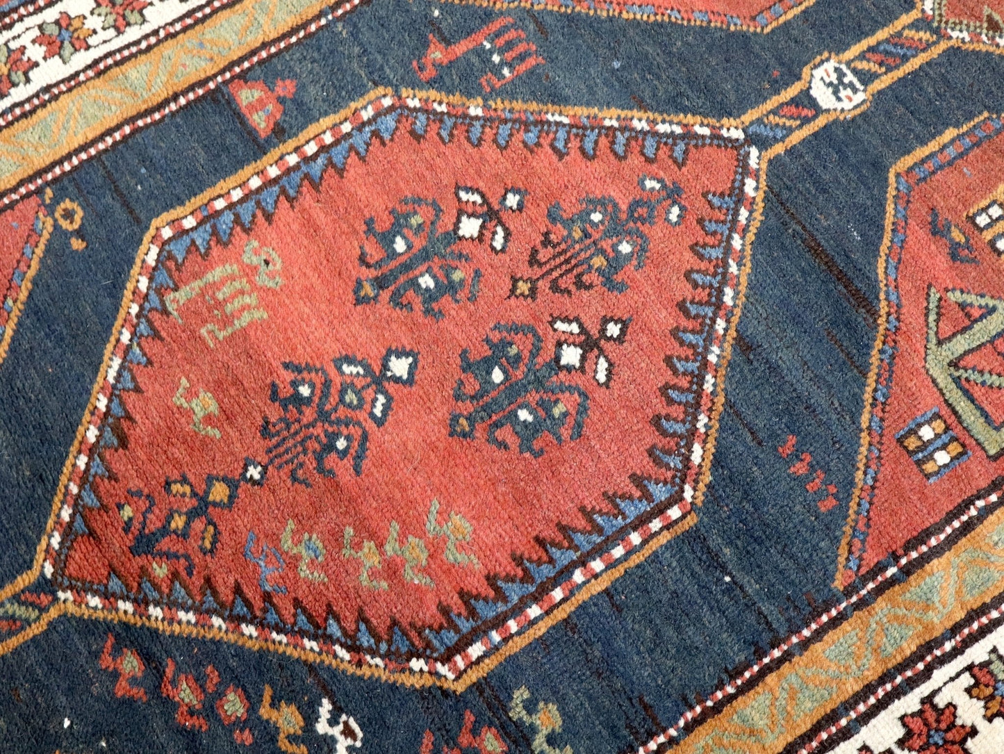 Persian Hashtroud Runner Rug | 3' 9" x 11'