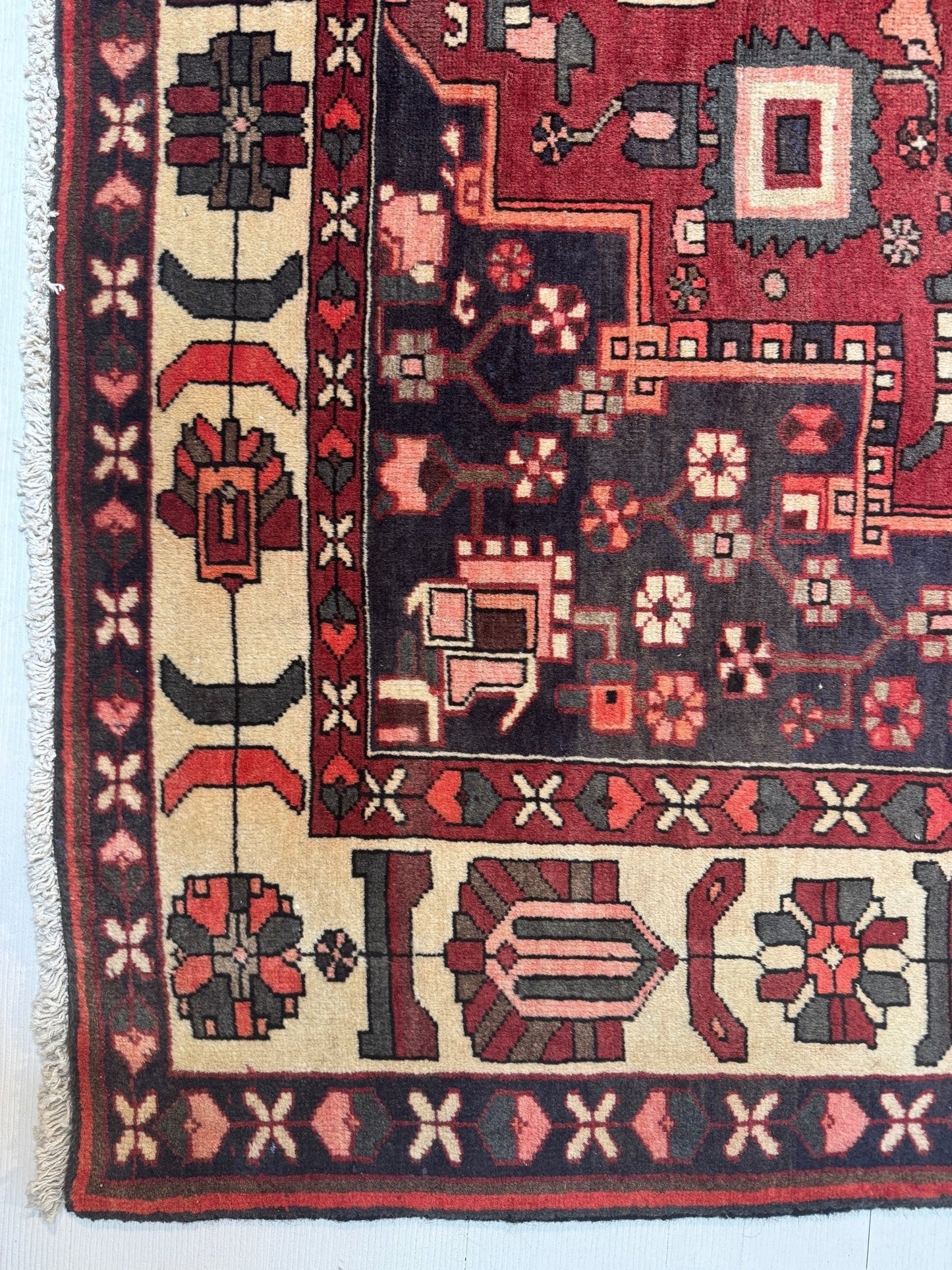 Persian Bakhtiar Rug | 6' 4” x 9' 7"
