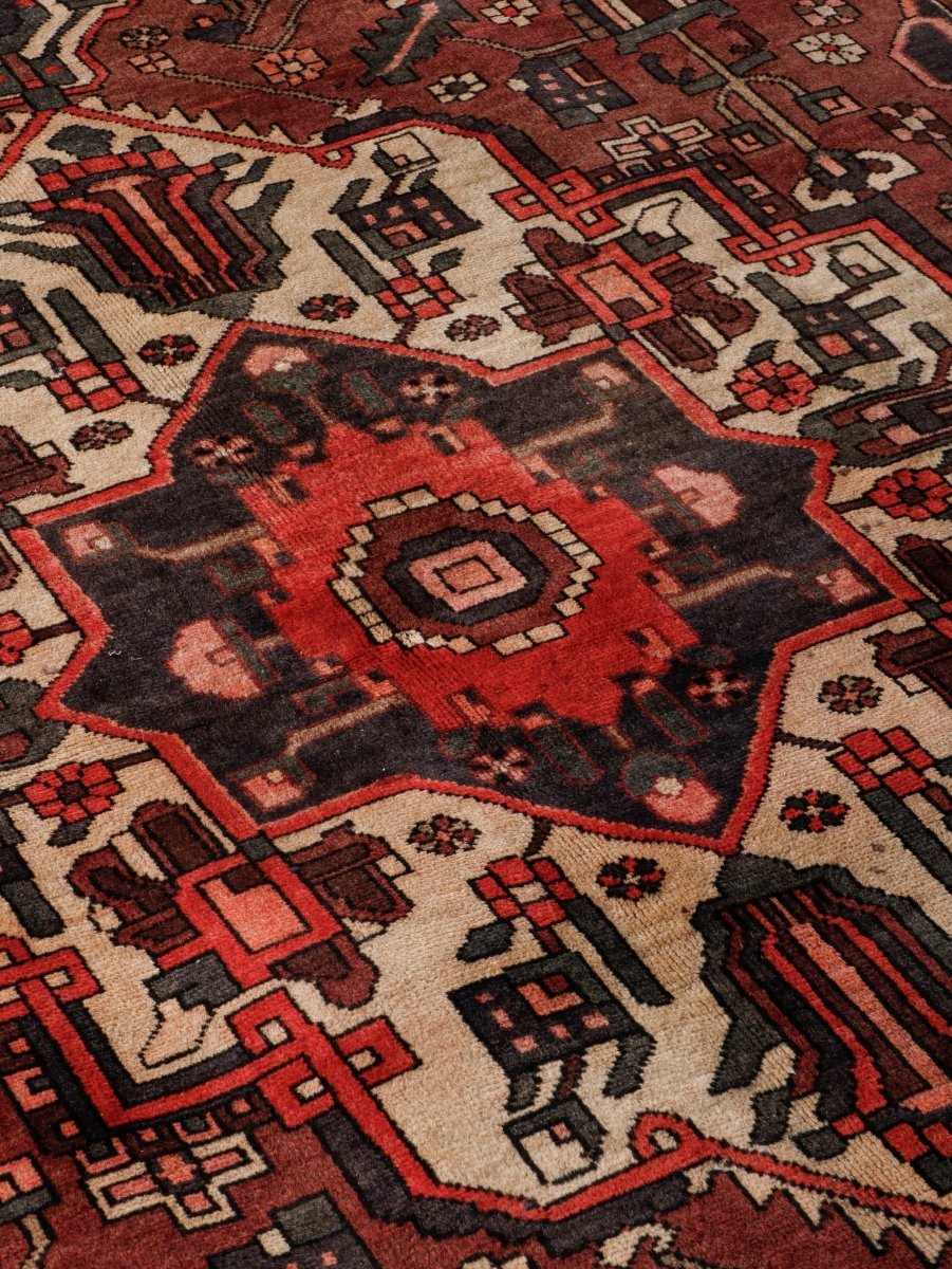 Persian Bakhtiar Rug | 6' 4” x 9' 7"