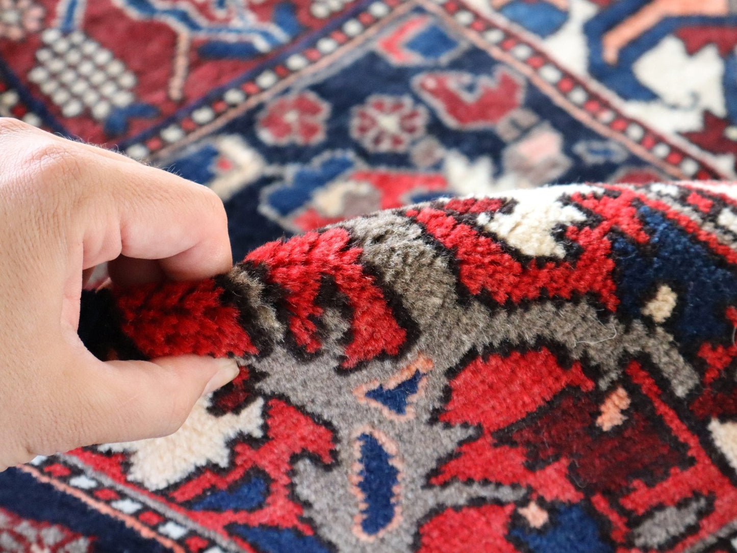 Persian Bakhtiari Rug | 5' 1" x 9' 6"