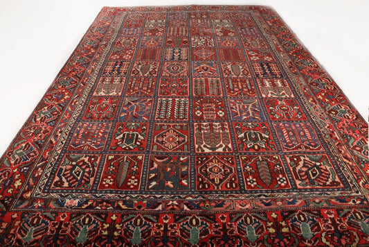 Vintage Persian Bakhtiari Rug | 8' 6" x 12' 6"