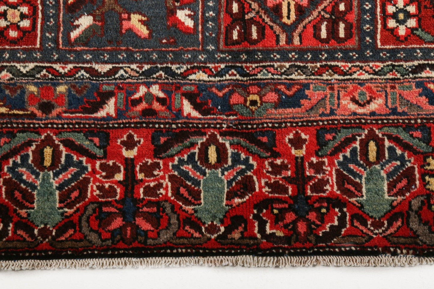Vintage Persian Bakhtiari Rug | 8' 6" x 12' 6"