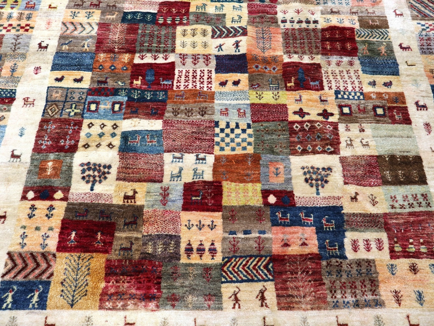 Persian Gabbeh Rug | 6' 3" x 9' 7"