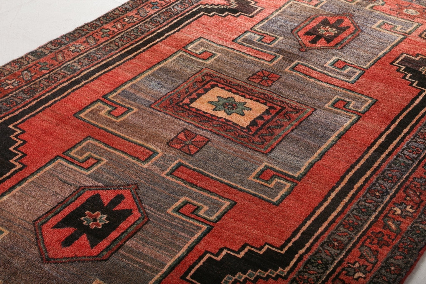 Persian Hamadan Rug | 4' 5" x 7' 6"
