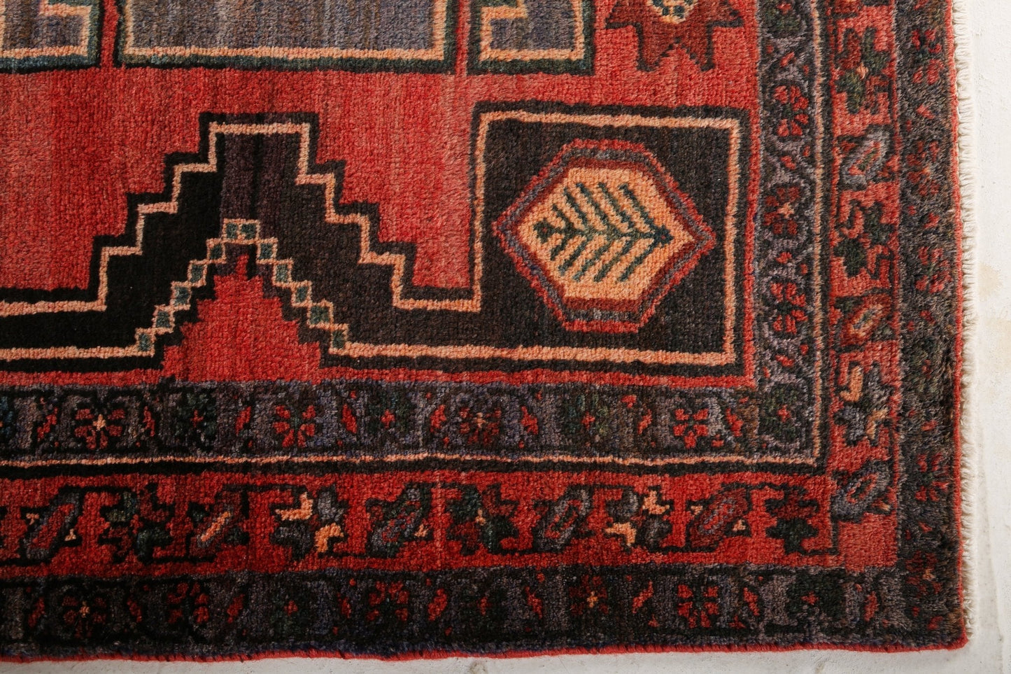 Persian Hamadan Rug | 4' 5" x 7' 6"