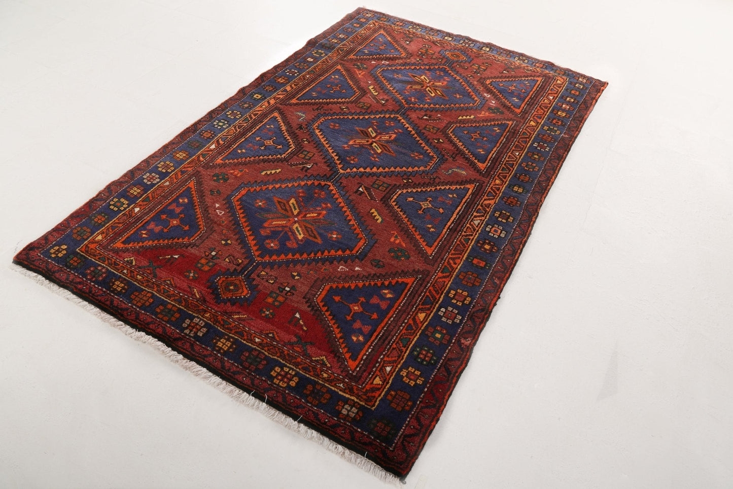 Persian Hamadan Rug | 4' 6" x 7' 3"