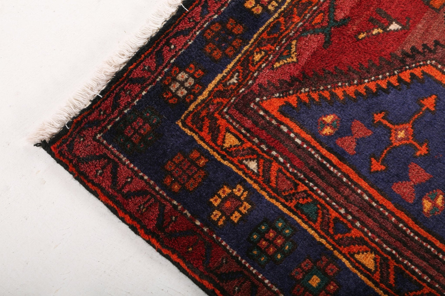 Persian Hamadan Rug | 4' 6" x 7' 3"