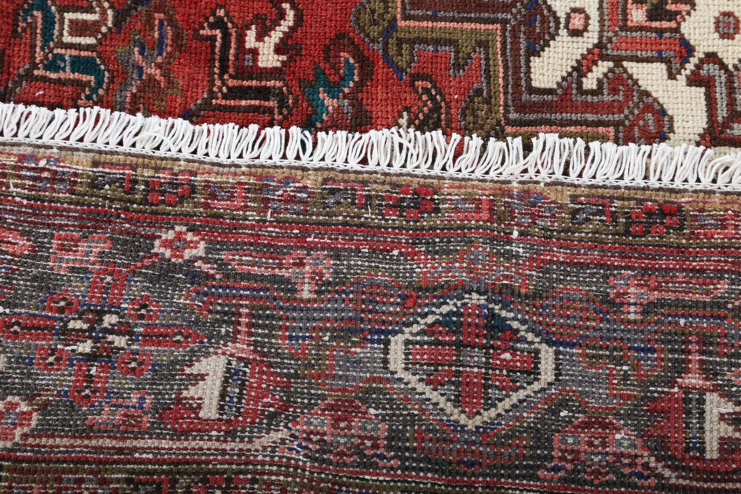 Vintage Persian Heriz Rug | 7' 5" x 10' 10"