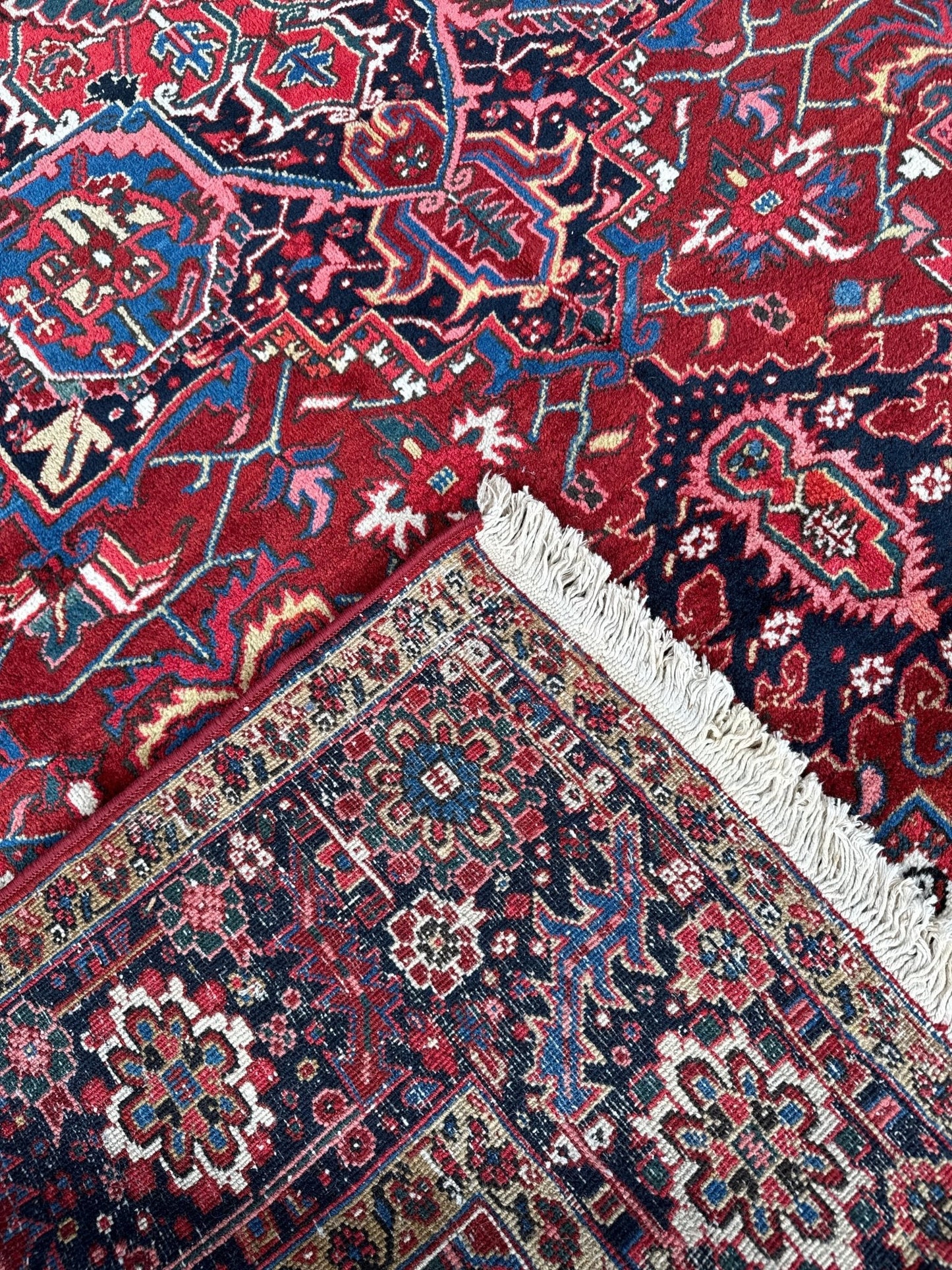 Persian Heriz Rug | 8' 3" x 11’