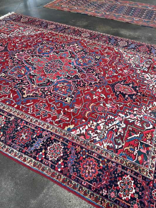 Persian Heriz Rug | 8' 3" x 11’