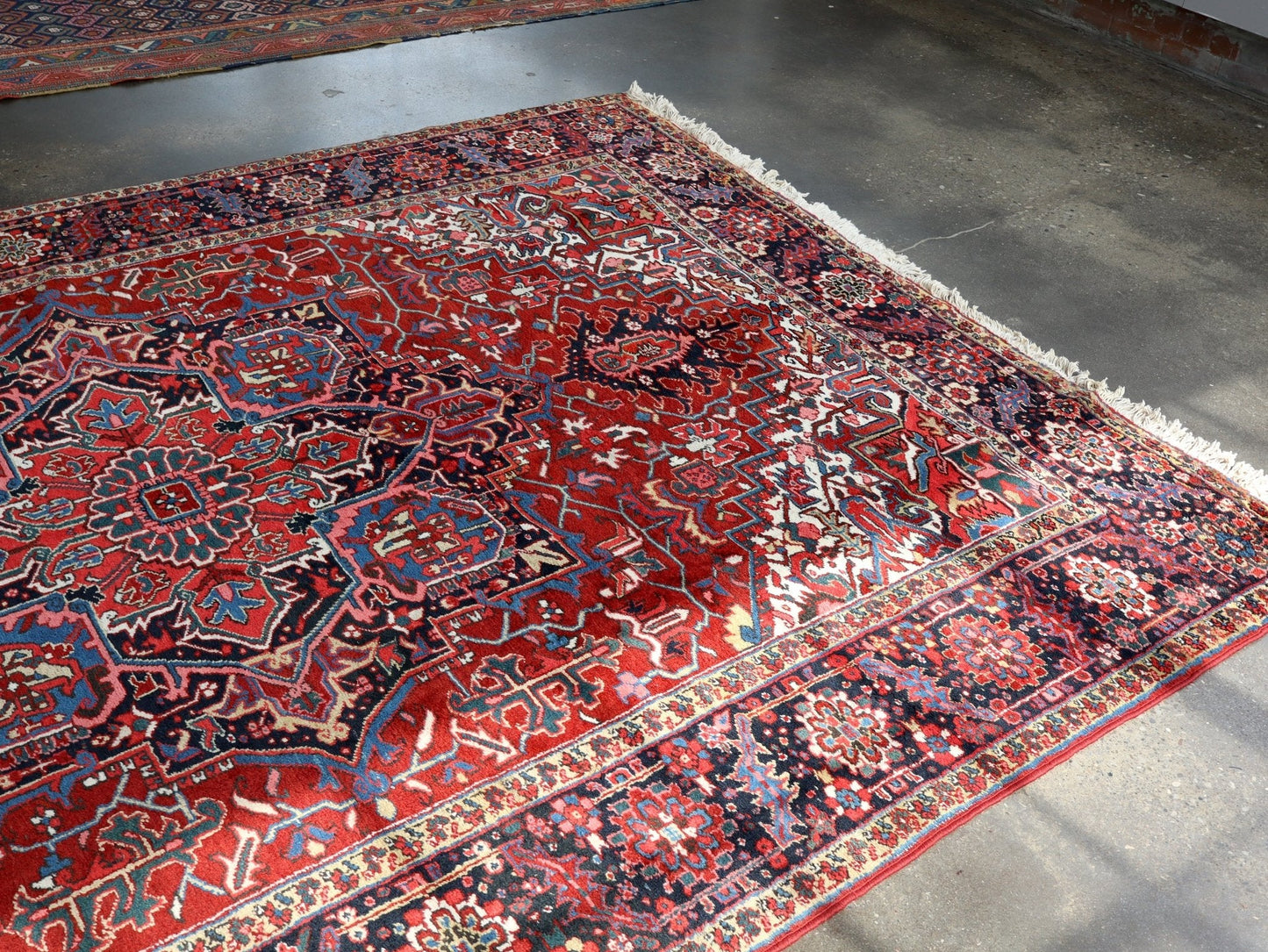 Persian Heriz Rug | 8' 3" x 11’