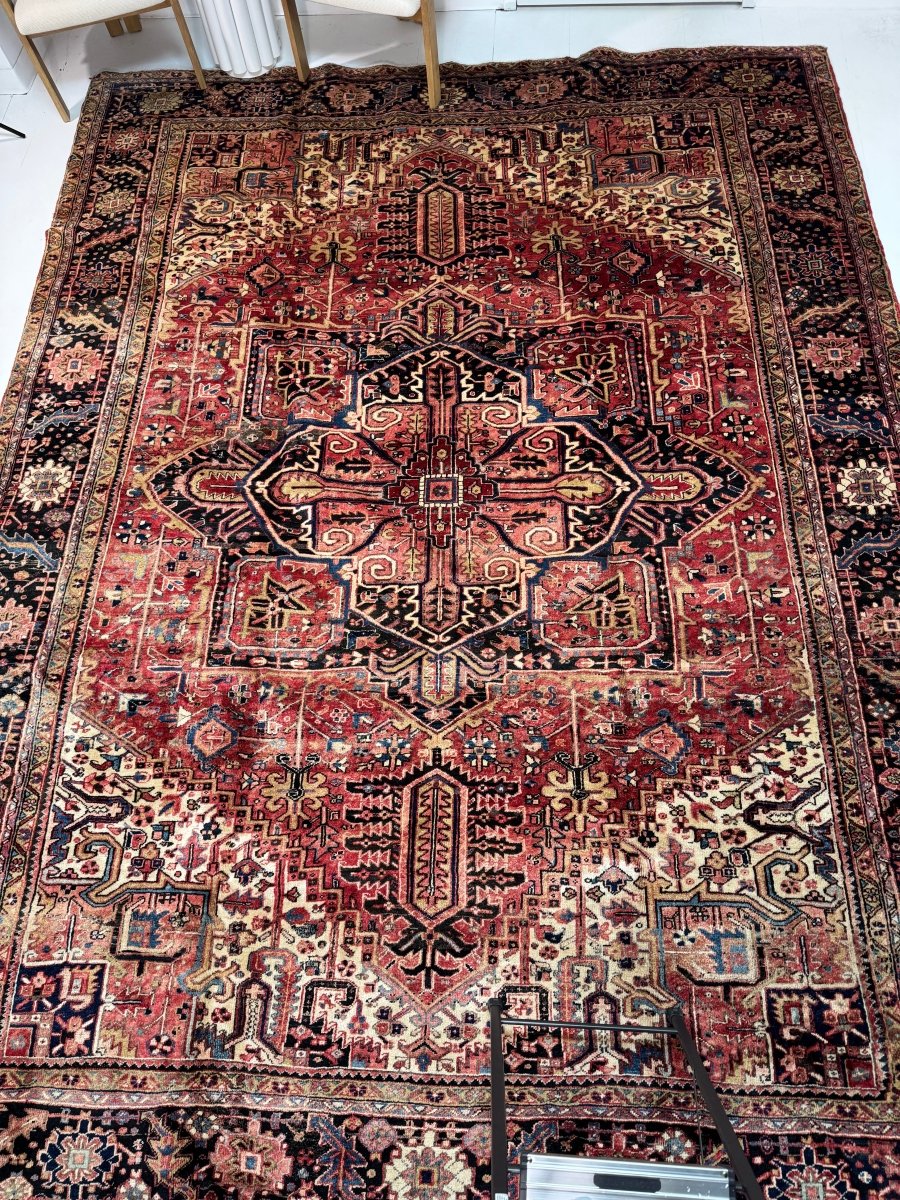 Persian Khuniq Heriz Rug | 9' 10" x 12' 11"