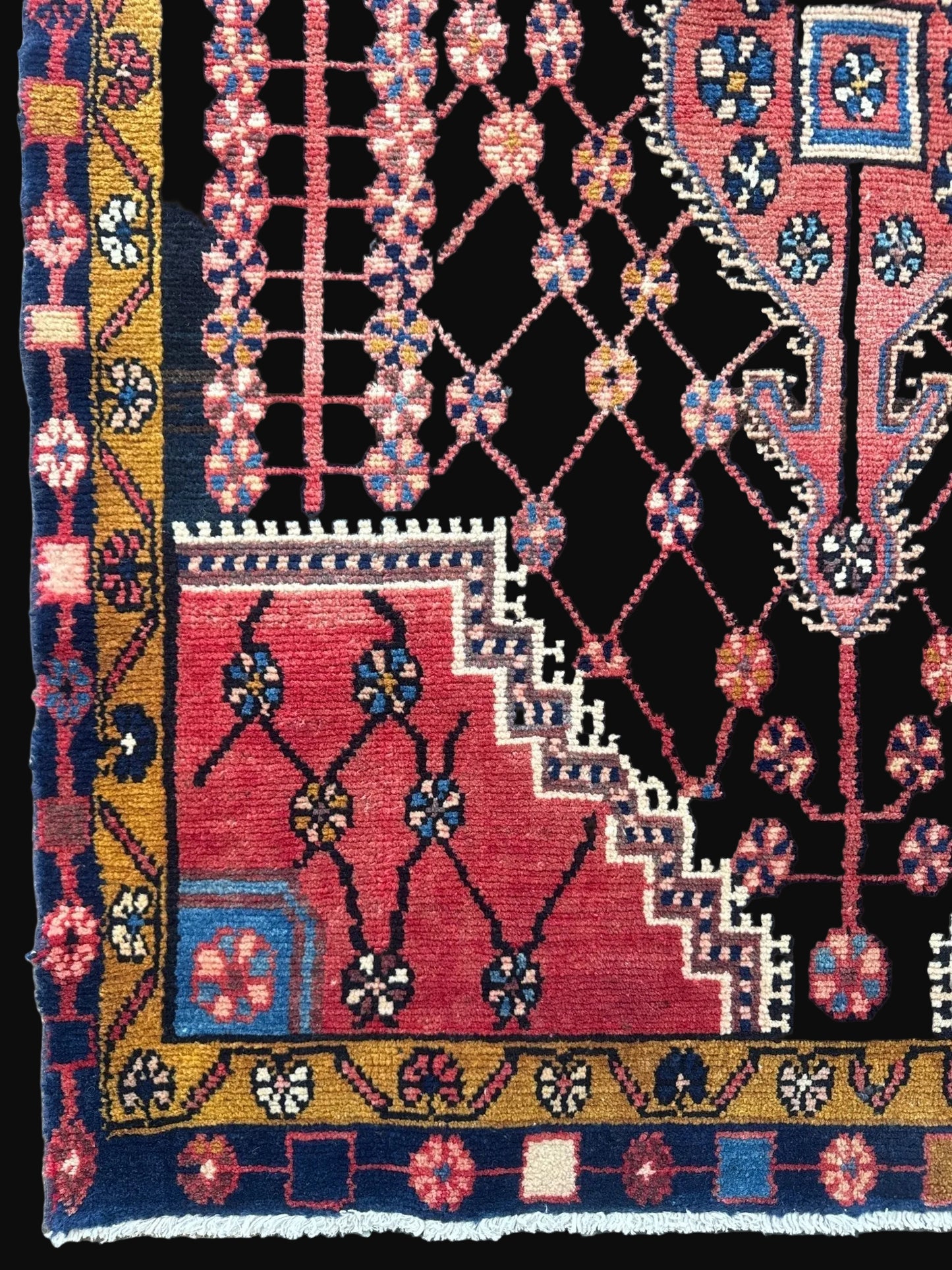 Vintage Persian Jozan Rug | 3' 3" x 4' 6"