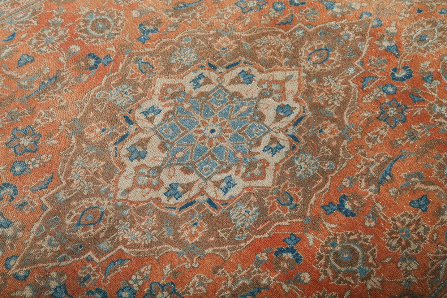 Persian Kashan Rug | 4' 3" x 8' 5"