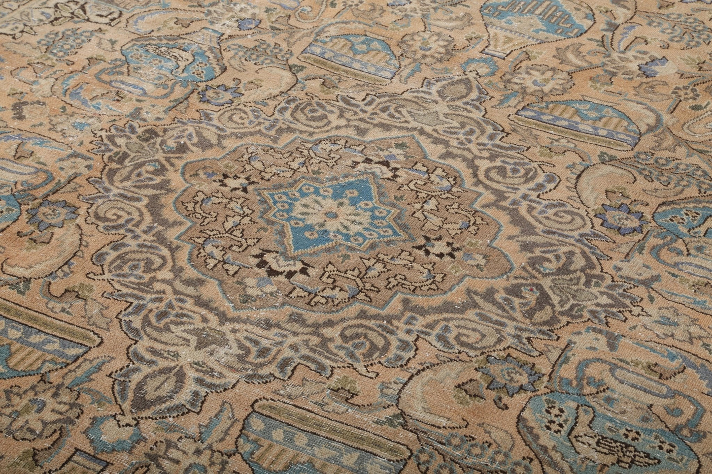 Persian Kashmar Rug | 6' 4" x 9' 3"