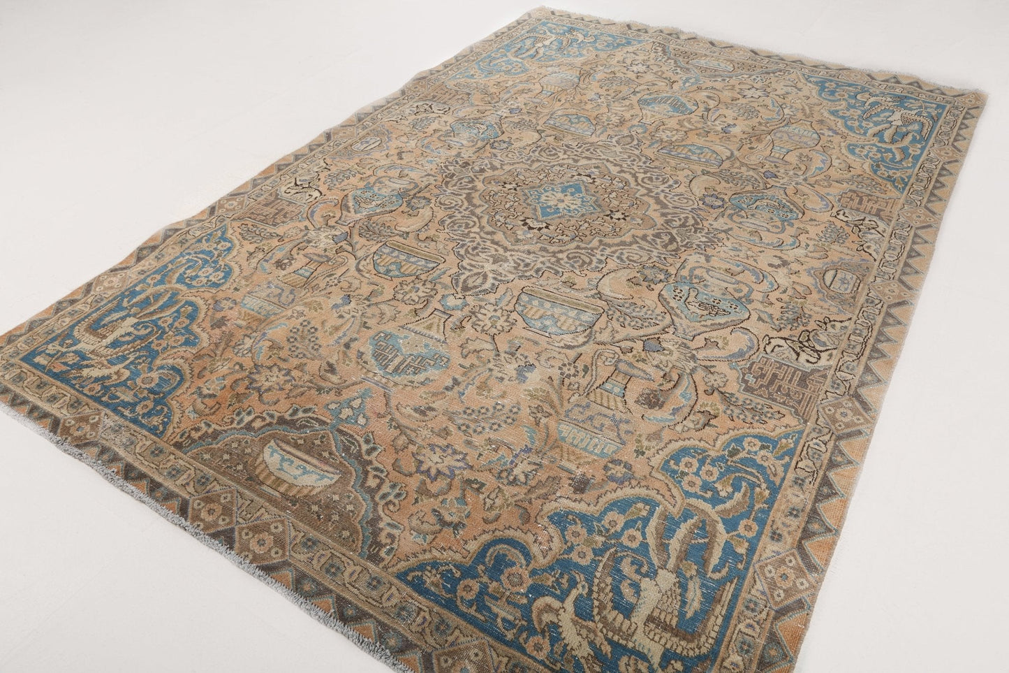 Persian Kashmar Rug | 6' 4" x 9' 3"