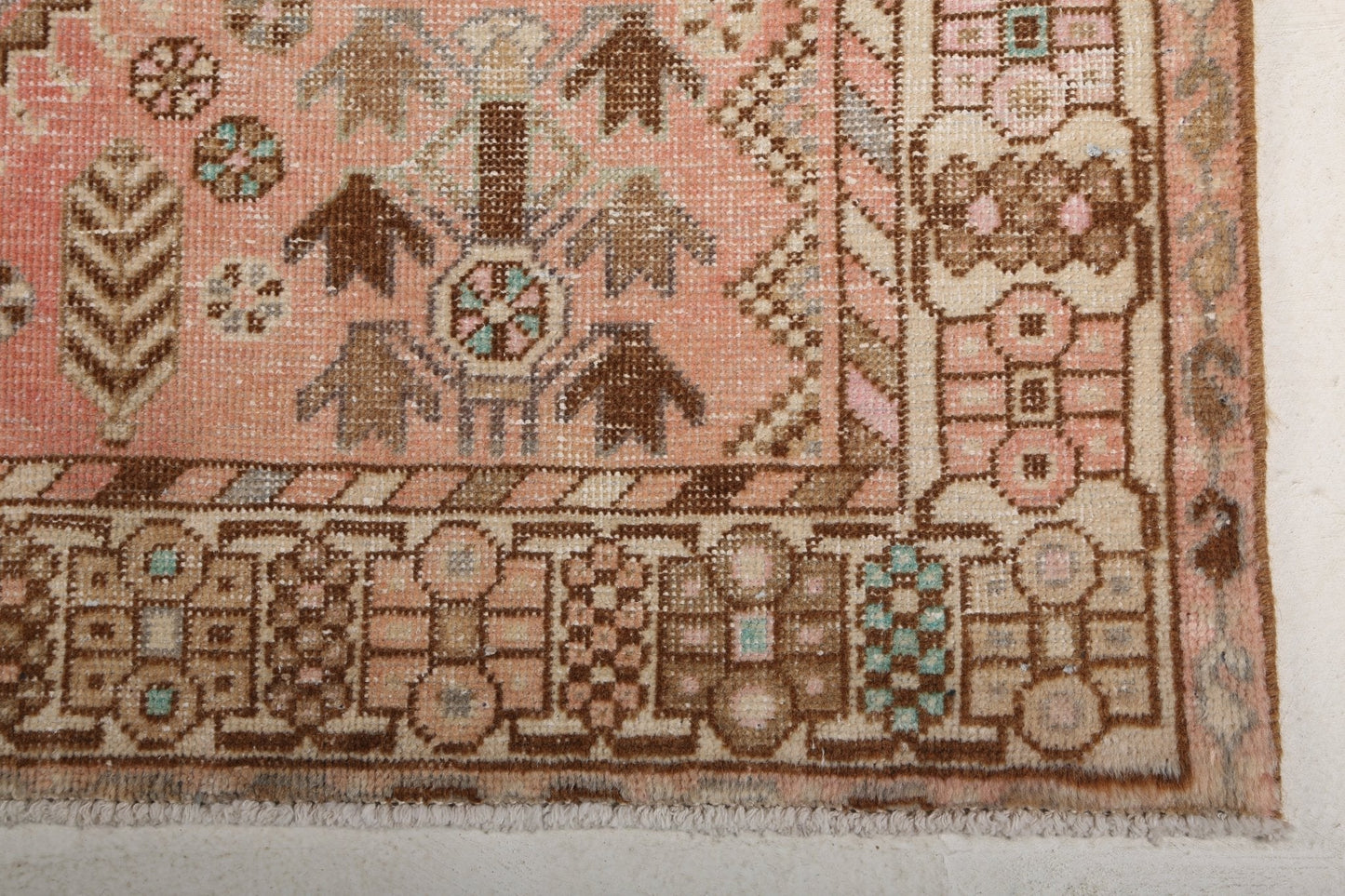 Persian Mahal Rug | 4' 9" x 9' 5"