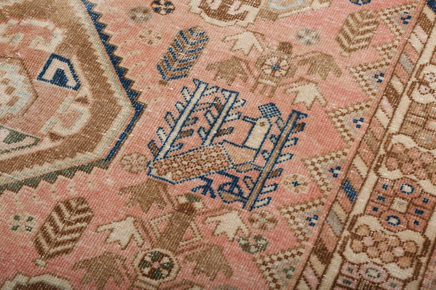 Persian Mahal Rug | 4' 9" x 9' 5"