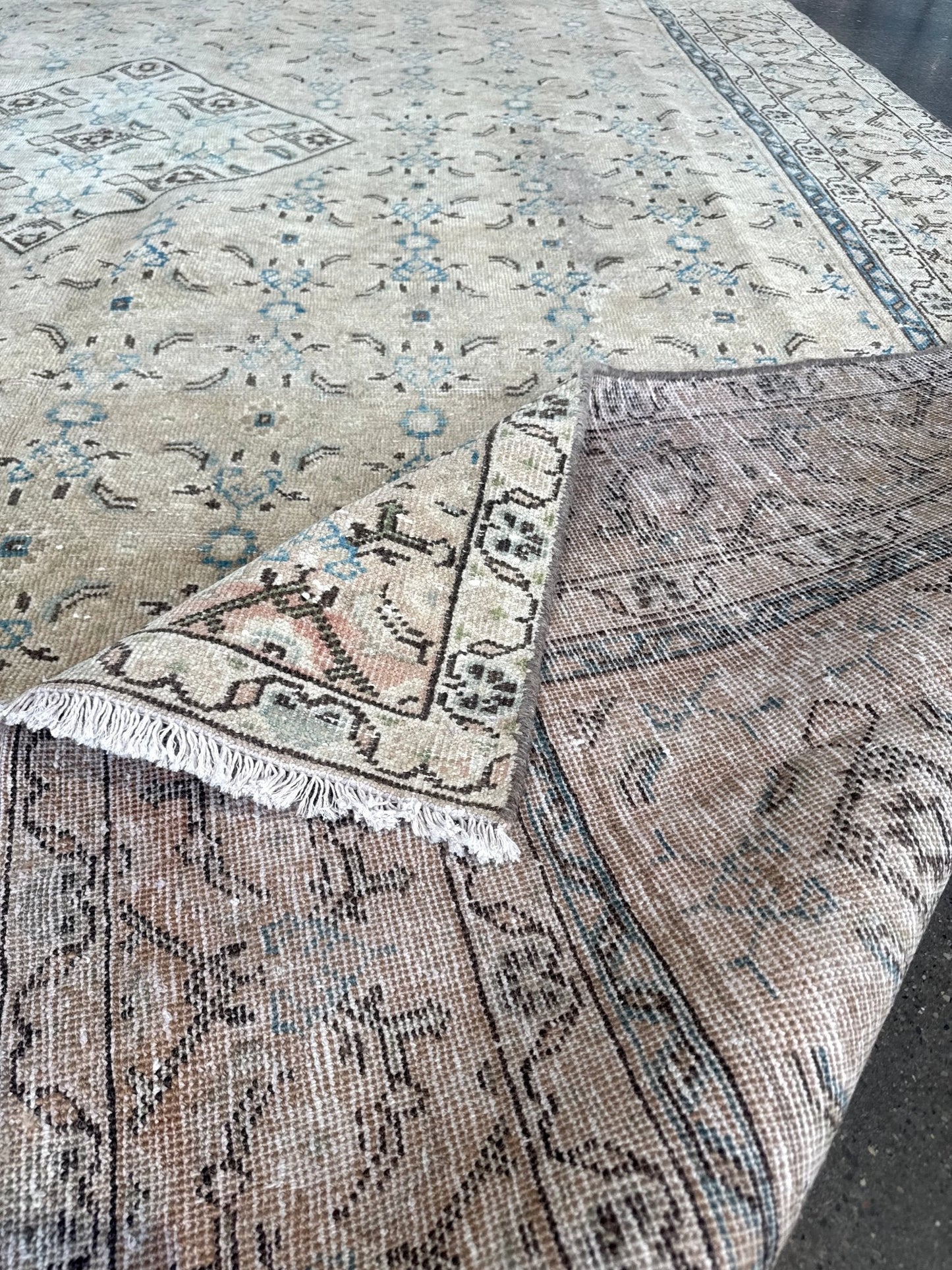 Vintage Persian Mahal Rug | 9' 1" x 12'