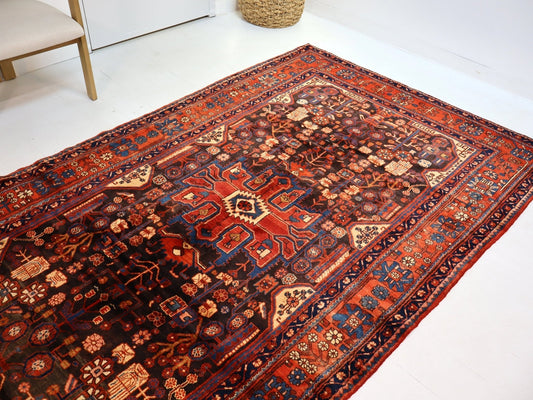 Persian Nahavand Rug | 5' 5” x 9' 7"