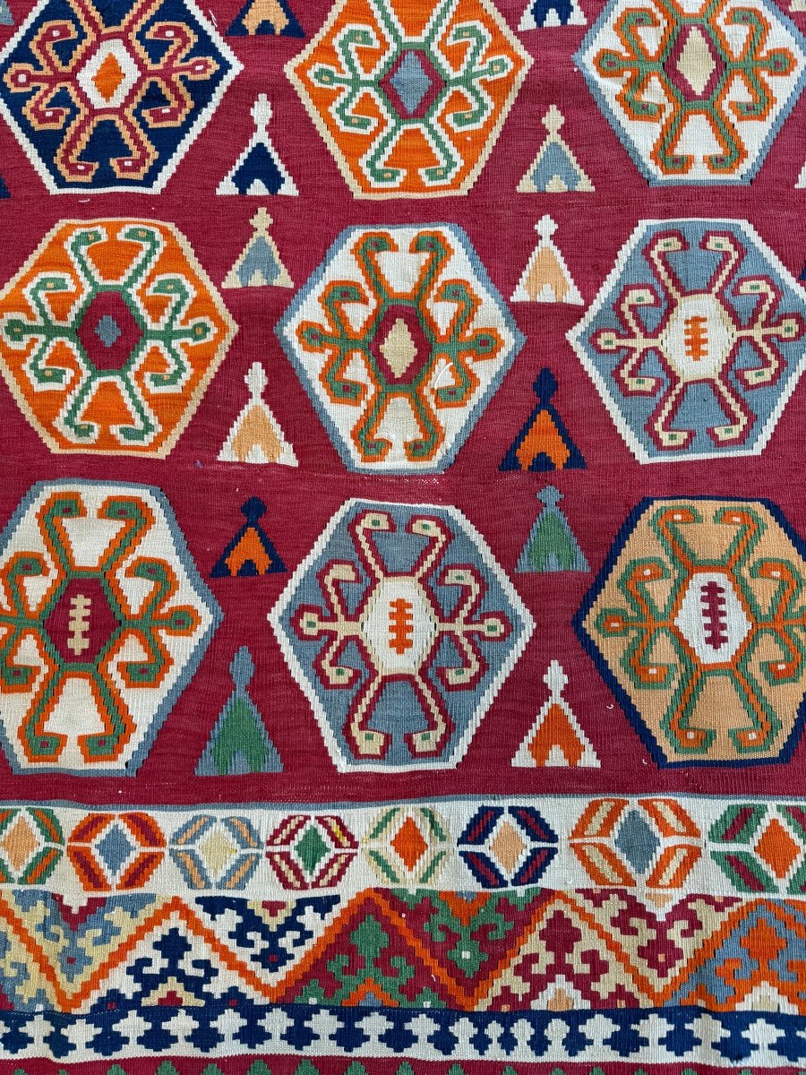 Persian Qashqai Kilim Rug |  5' 4" x 9' 2"