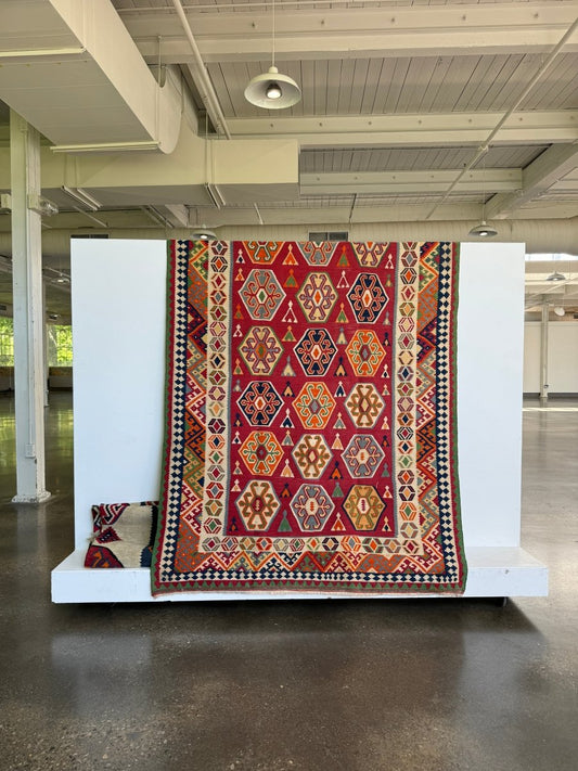 Persian Qashqai Kilim Rug |  5' 4" x 9' 2"