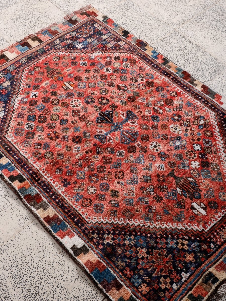 Persian Shiraz Rug | 3' 6” x 5' 1"
