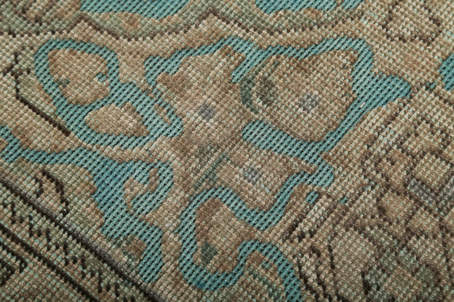 Vintage Persian Tabriz Rug | 5' 9" x 9' 1"