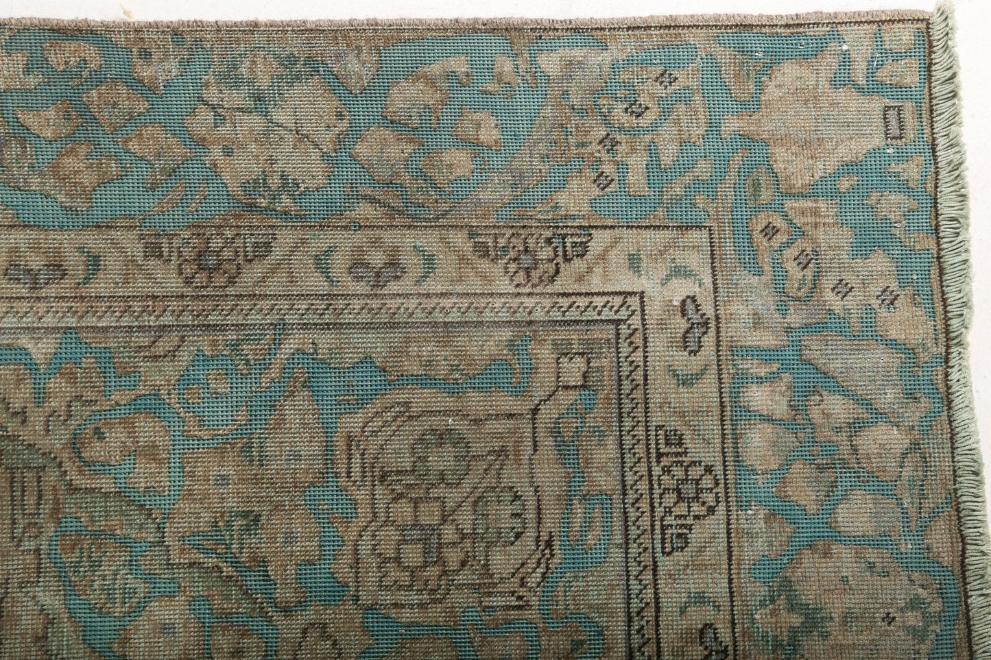 Vintage Persian Tabriz Rug | 5' 9" x 9' 1"
