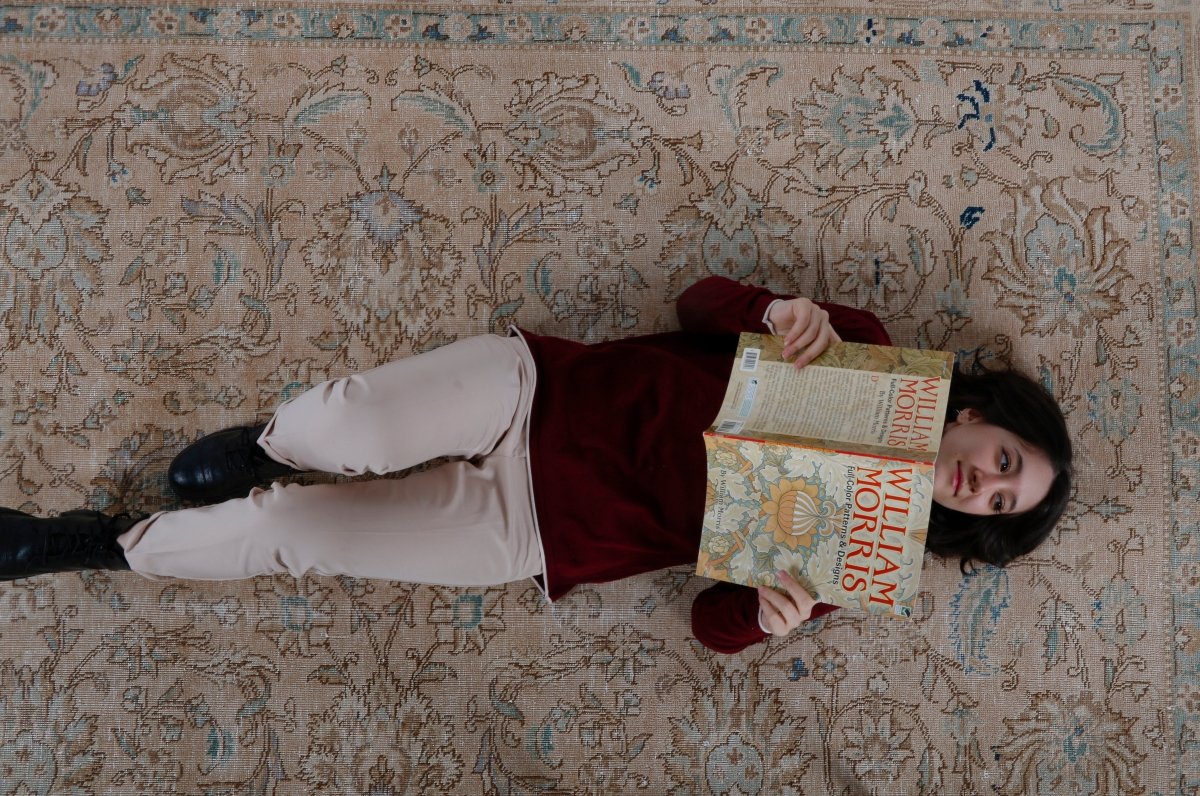 Persian Tabriz Rug | 6' 11” x 10' 1"