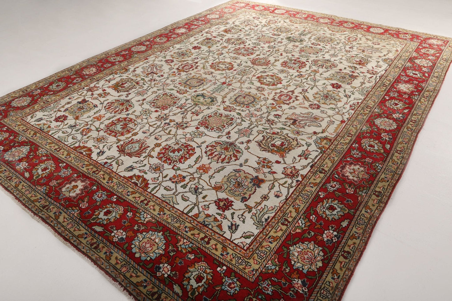Vintage Persian Tabriz Rug | 9' 5" x 12' 10"