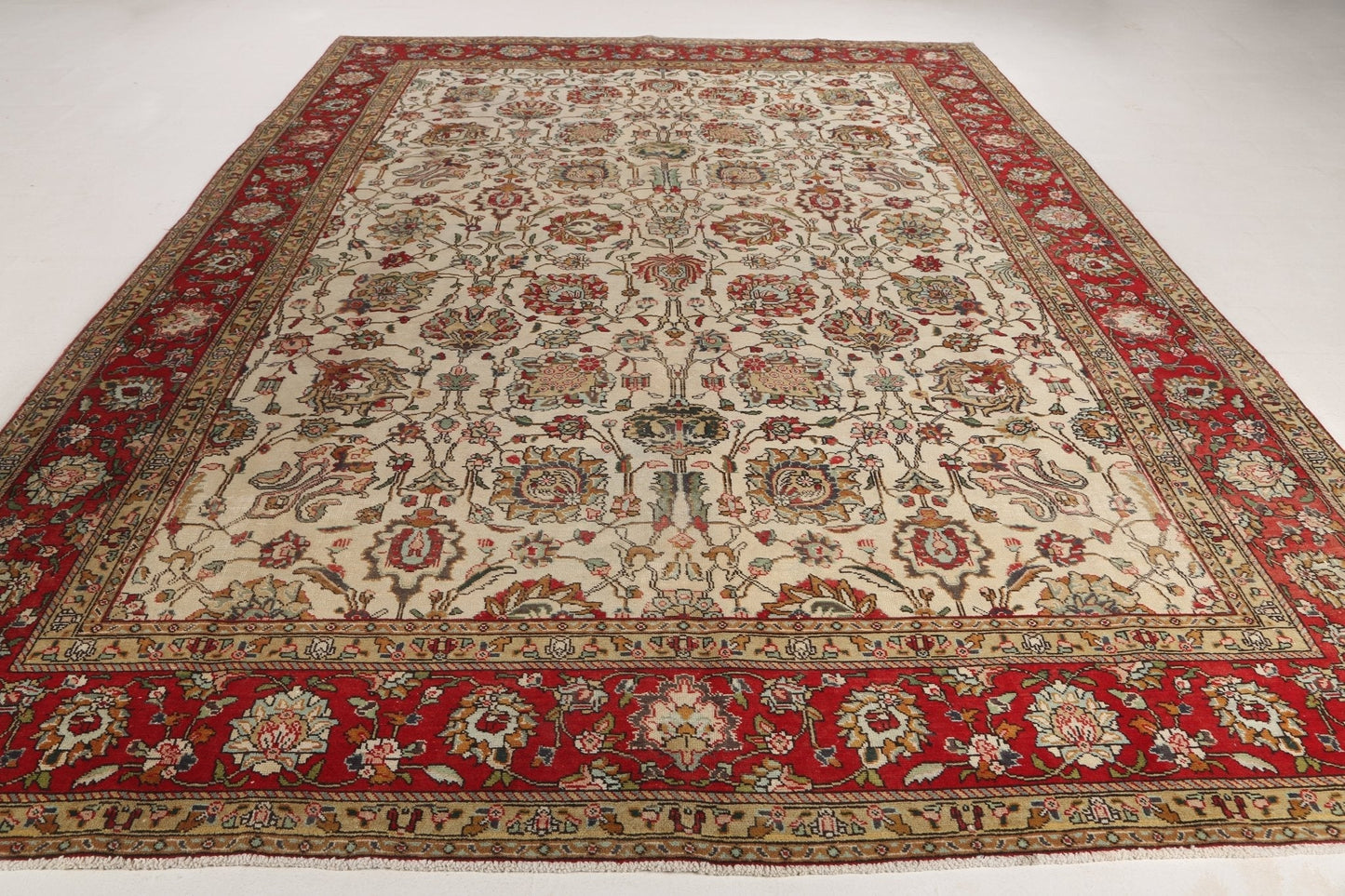 Vintage Persian Tabriz Rug | 9' 5" x 12' 10"