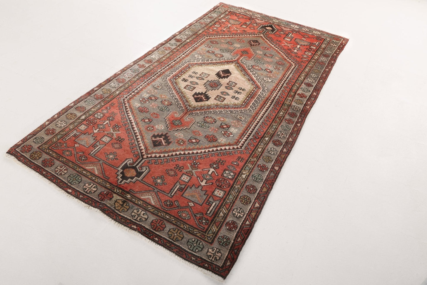Persian Zanjan Rug | 4' 3" x 7' 10"
