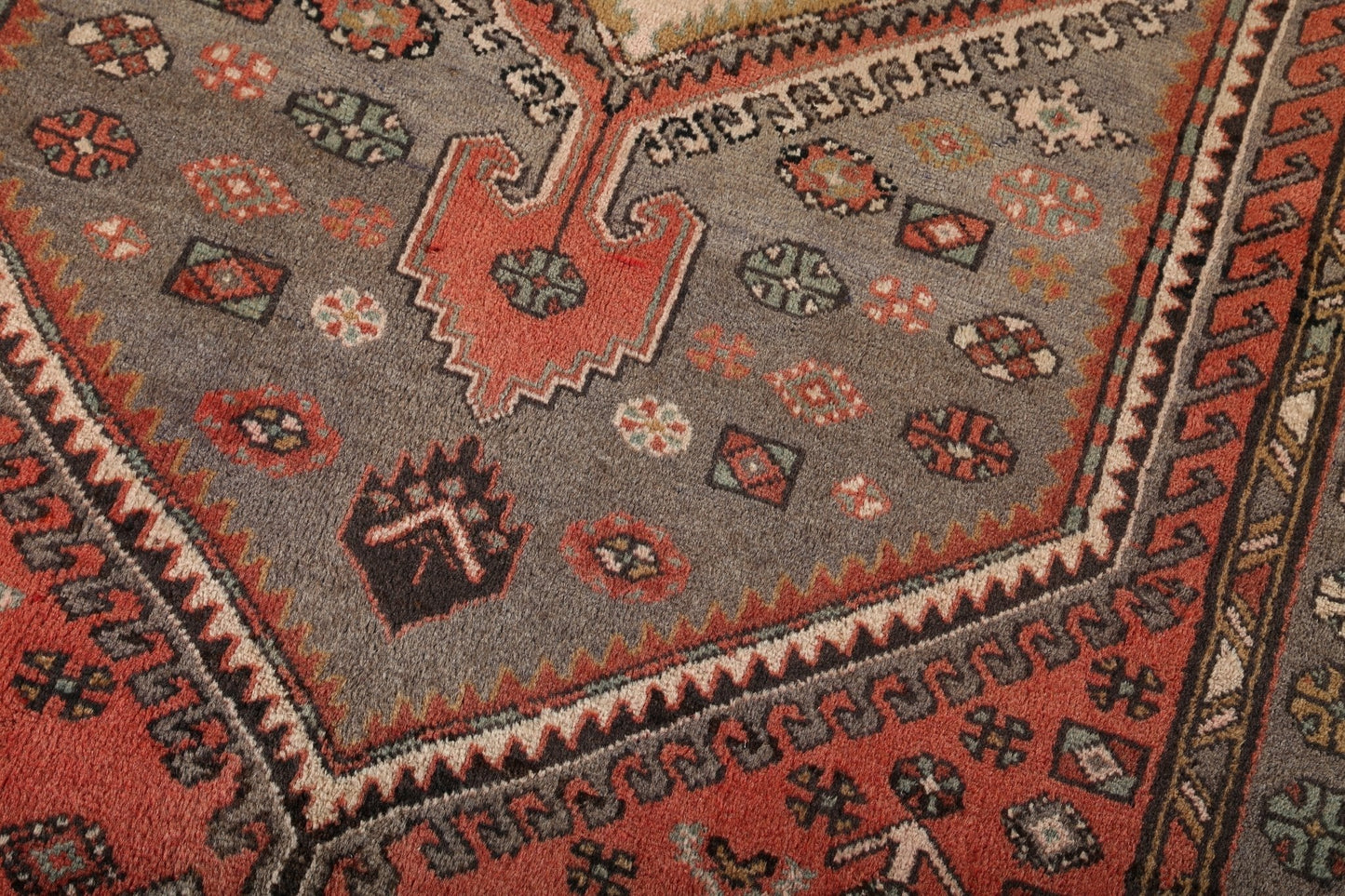 Persian Zanjan Rug | 4' 3" x 7' 10"