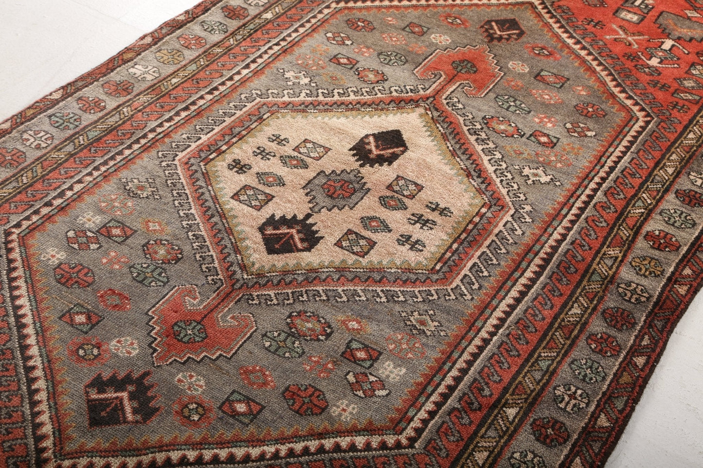 Persian Zanjan Rug | 4' 3" x 7' 10"