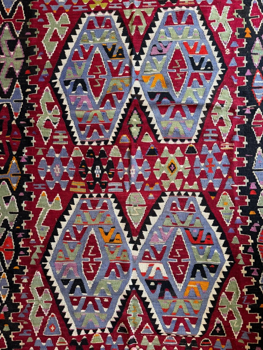 Turkish Uşak Eşme Kilim | 5' 11" x 10' 4"