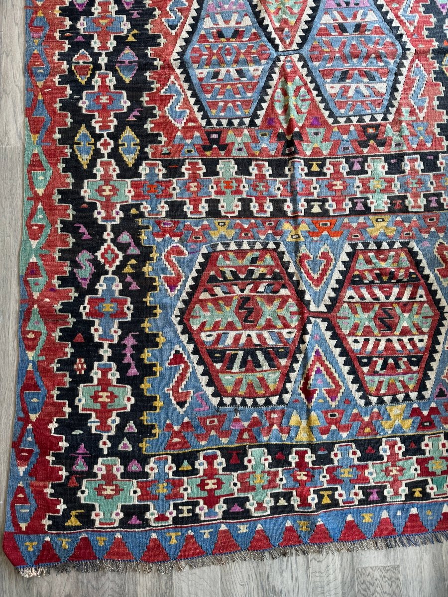 Turkish Uşak Eşme Kilim | 5' 7" x 10'