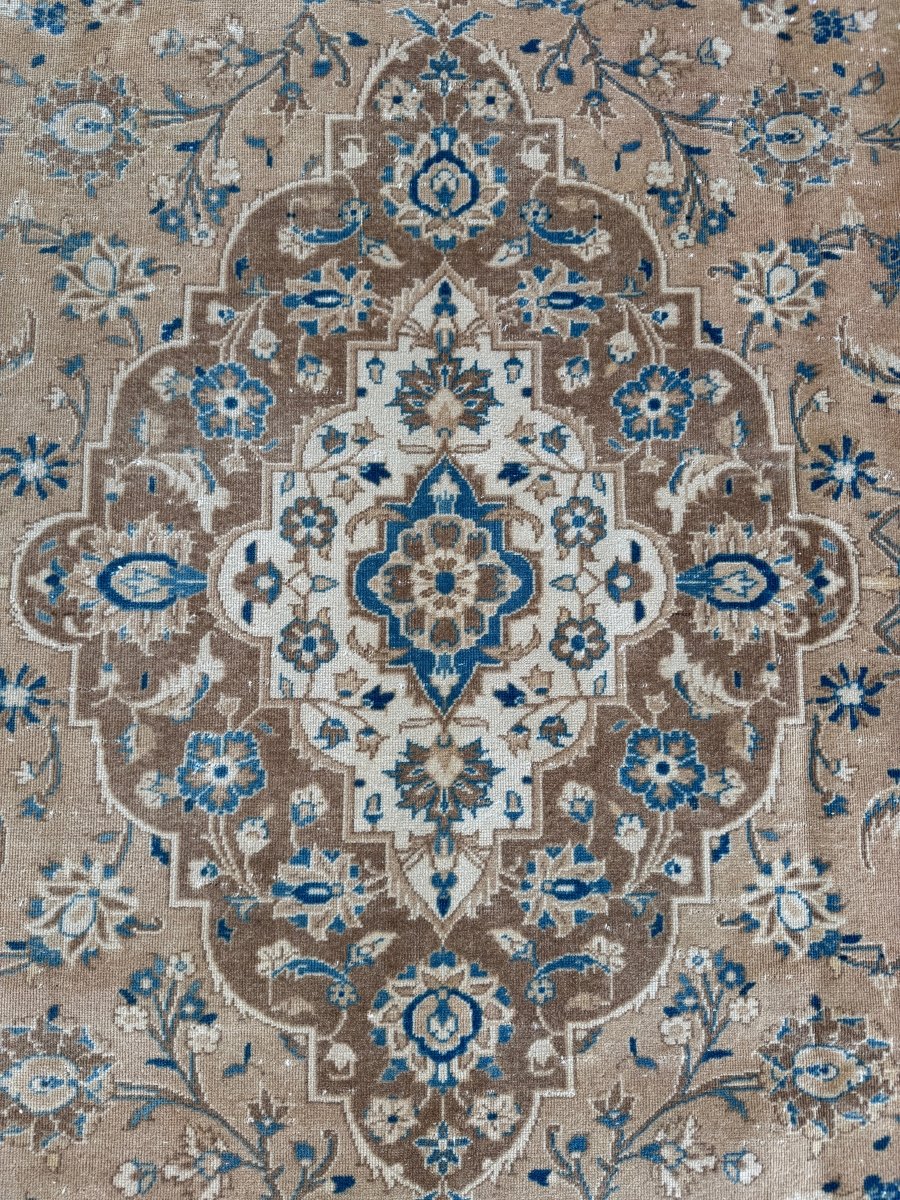 Vintage Kashan Rug | 7' 10" x 10' 11"