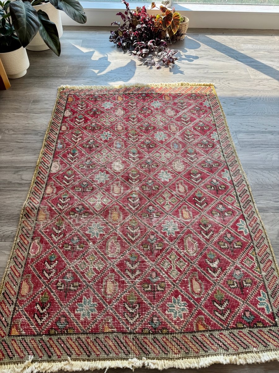 Vintage Tabriz Rug | 3' 1" x 4' 7"